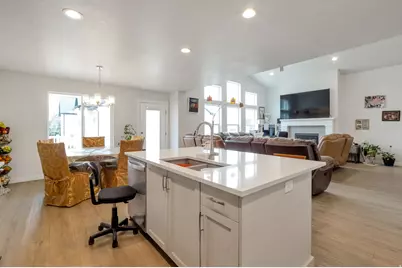 2111 W 1975 N, Farr West, UT 84404 - Photo 6