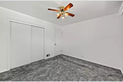 3828 S 2050 W, Roy, UT 84067 - Photo 10
