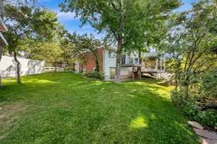 2134 E 3000 N, Layton, UT 84040 - Photo 38