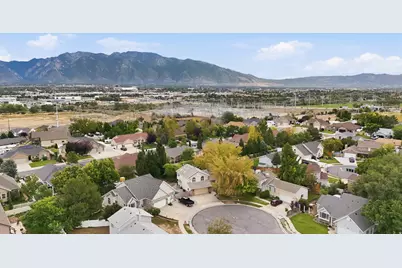 1041 W Covewood Pl, West Jordan, UT 84088 - Photo 54