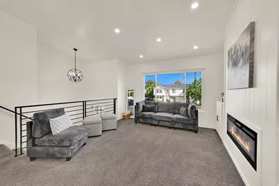 405 W 1900 S, Clearfield, UT 84015 - Photo 6
