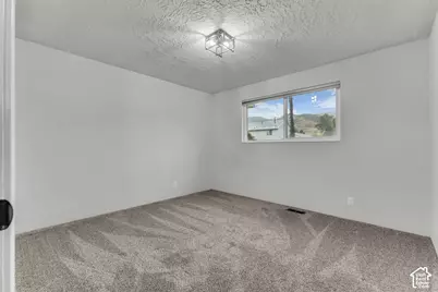 840 N 325 W, Bountiful, UT 84010 - Photo 20