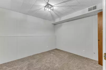 840 N 325 W, Bountiful, UT 84010 - Photo 38