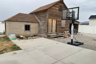 105 E 200 N, Centerfield, UT 84622 - Photo 6