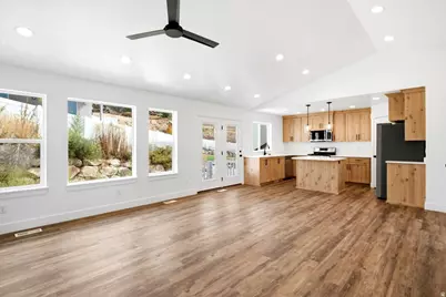 708 N Sunset Dr, Morgan, UT 84050 - Photo 8