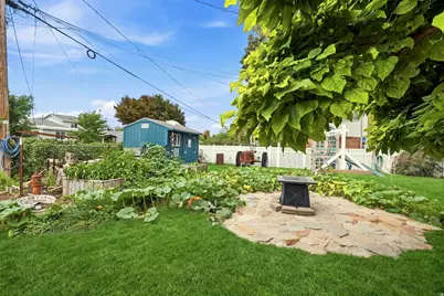 262 E Center St, Bountiful, UT 84010 - Photo 6