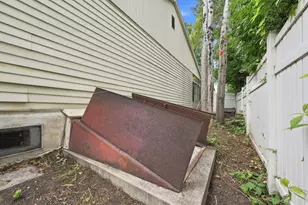 262 E Center St, Bountiful, UT 84010 - Photo 40