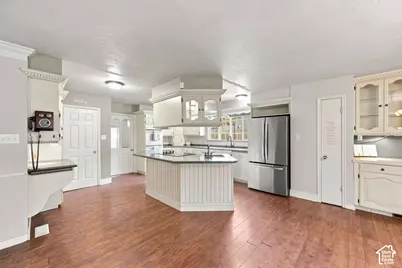 262 E Center St, Bountiful, UT 84010 - Photo 16