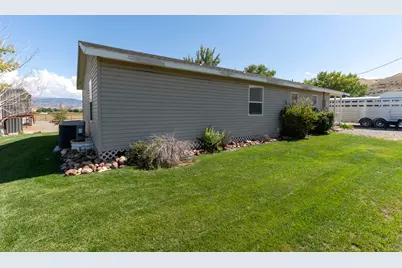 8787 E Brush Crk, Jensen, UT 84035 - Photo 4