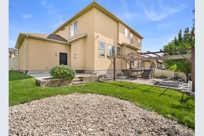 557 W Pumpkin Patch Dr, Saratoga Springs, UT 84045 - Photo 24