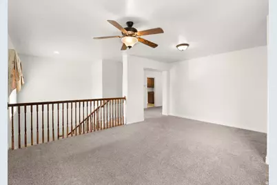557 W Pumpkin Patch Dr, Saratoga Springs, UT 84045 - Photo 12