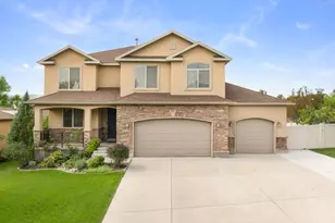 557 W Pumpkin Patch Dr, Saratoga Springs, UT 84045 - Photo 1