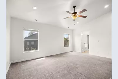 557 W Pumpkin Patch Dr, Saratoga Springs, UT 84045 - Photo 14