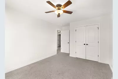 557 W Pumpkin Patch Dr, Saratoga Springs, UT 84045 - Photo 8