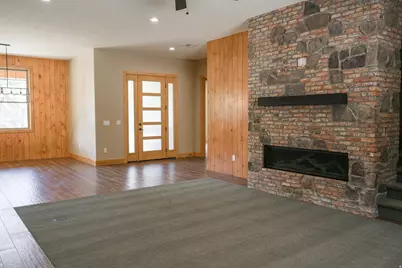4200 N Elk Meadows Dr, Duck Creek Village, UT 84762 - Photo 8
