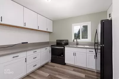 129 W 100 S, Heber City, UT 84032 - Photo 10