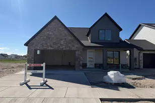 372 S 4300 W, West Point, UT 84015 - Photo 2