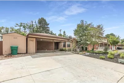 742 E Silver Shadow Dr, Murray, UT 84107 - Photo 2