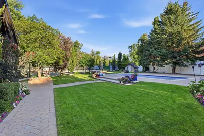 5579 Walker Woods Ln, Holladay, UT 84117 - Photo 54