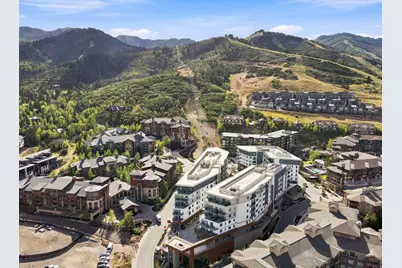 2417 W High Rd #3210, Park City, UT 84098 - Photo 2