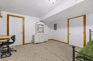 6742 S Ticklegrass Rd, West Jordan, UT 84081 - Photo 30