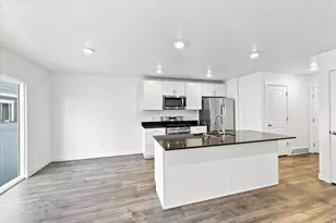 288 N Starboard Dr, Saratoga Springs, UT 84045 - Photo 6