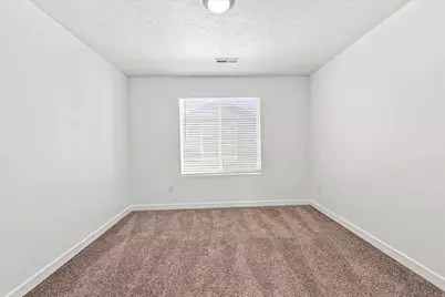 288 N Starboard Dr, Saratoga Springs, UT 84045 - Photo 14