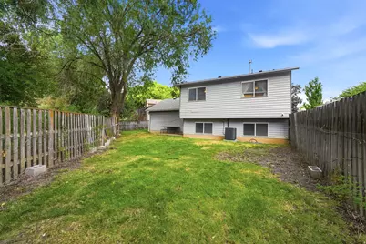 923 S Brookside Cir W, Ogden, UT 84404 - Photo 20