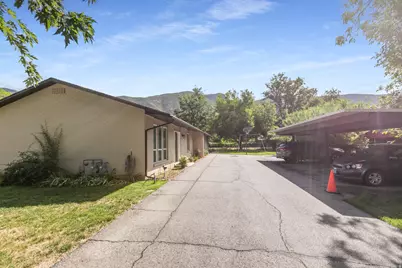 45 S 300 W, Farmington, UT 84025 - Photo 2