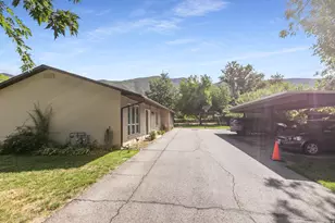 45 S 300 W, Farmington, UT 84025 - Photo 2