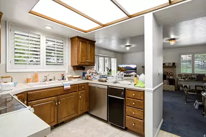 1802 Whispering Oaks Dr, Ogden, UT 84403 - Photo 16