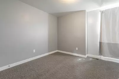 2439 N Wellington Dr W, Harrisville, UT 84414 - Photo 14
