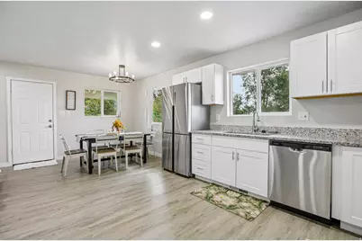 172 S 350 E, Farmington, UT 84025 - Photo 12