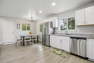 172 S 350 E, Farmington, UT 84025 - Photo 12