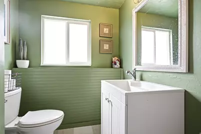 4595 S 3850 W, Roy, UT 84067 - Photo 16