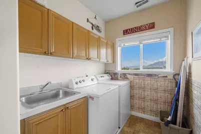 1333 E Martha Dunyon Cir, Draper, UT 84020 - Photo 20