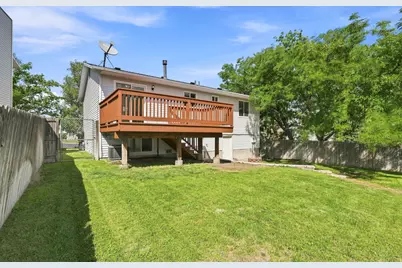 5569 W Tiger Lily Ct, West Jordan, UT 84081 - Photo 24