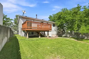 5569 W Tiger Lily Ct, West Jordan, UT 84081 - Photo 24