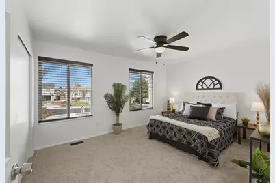 5569 W Tiger Lily Ct, West Jordan, UT 84081 - Photo 12