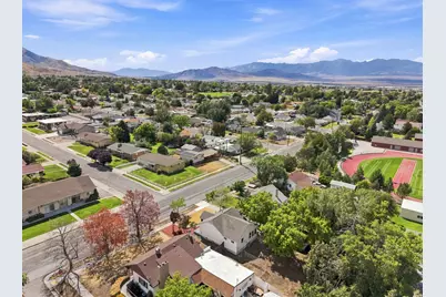 274 W 200 S, Tooele, UT 84074 - Photo 30