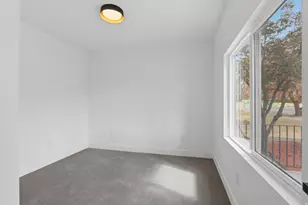 274 W 200 S, Tooele, UT 84074 - Photo 18