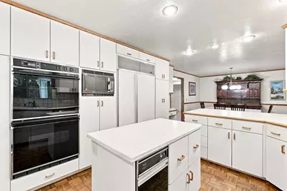 2830 E Valley View Ave S, Holladay, UT 84117 - Photo 10