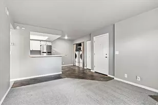 945 E Creek Hill Ln, Midvale, UT 84047 - Photo 6