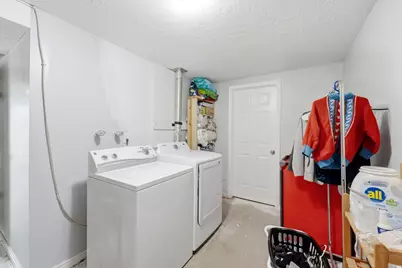 10384 S Amaryllis Dr, Sandy, UT 84094 - Photo 30