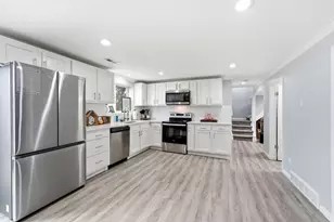 10384 S Amaryllis Dr, Sandy, UT 84094 - Photo 20