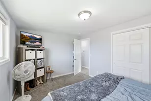 10384 S Amaryllis Dr, Sandy, UT 84094 - Photo 12