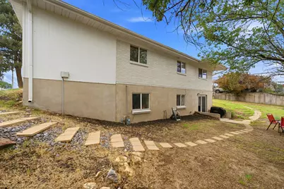 10384 S Amaryllis Dr, Sandy, UT 84094 - Photo 38