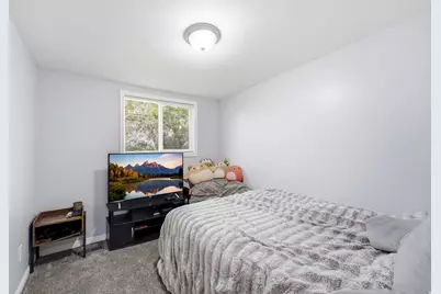 10384 S Amaryllis Dr, Sandy, UT 84094 - Photo 14