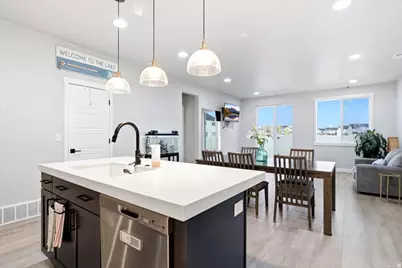 3049 S 2675 W, Syracuse, UT 84075 - Photo 12