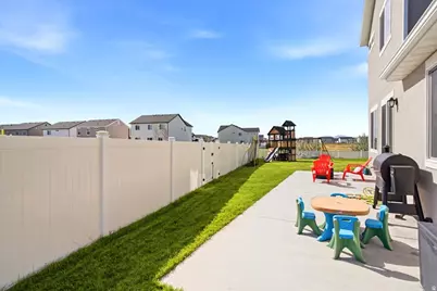3049 S 2675 W, Syracuse, UT 84075 - Photo 32